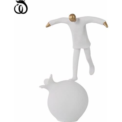 WU CHEN LONG Nordic Simple Abstract Metal Figure Arts Sculpture Character Statue Crafts Modern Home Decorations LivingRoom R6484