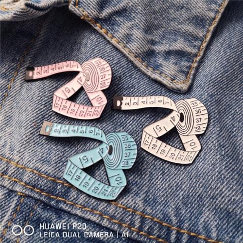 New Fashion Cartoon Tape Measure Alloy Brooches Ruler Badge Men Women Dress Denim Coat Pin Enamel Badge Creative Jewelry Gift