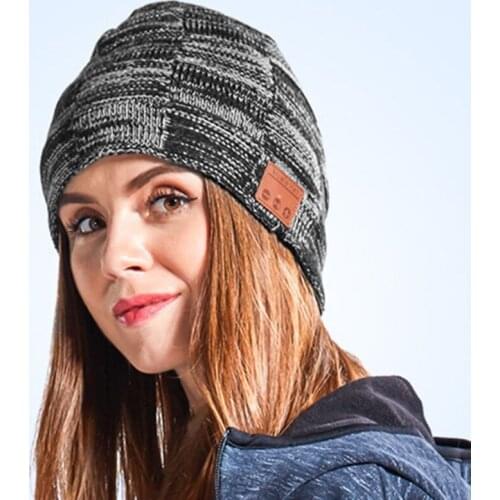 Winter Warm Wireless Bluetooth Headset Cap Music Headphones Hat for Night Running Fishing Outdoor Sports Travel Headwear