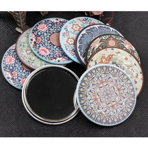 50pcs/lot Convenient Cute Cartoon Mini Portable Circular Hand Mirror Pocket Portable Makeup Tool