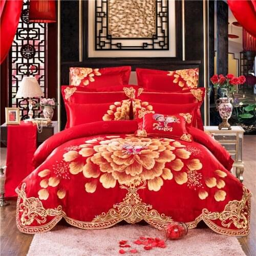 Wedding Style Satin Duvet Cover set Dragon and Phoenix Chinese Red Wedding Bedding Queen King Modern suits Bedclothes 4/6pcs