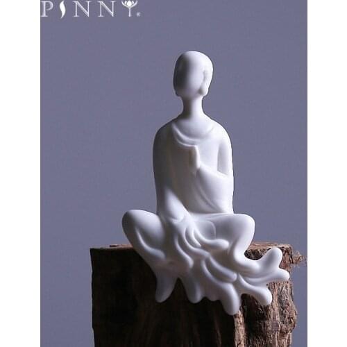 PINNY White Porcelain Zen Buddha Statues Creative Monk Figurine Ceramics Crafts Decorative Ornament Home Decoration Accessories