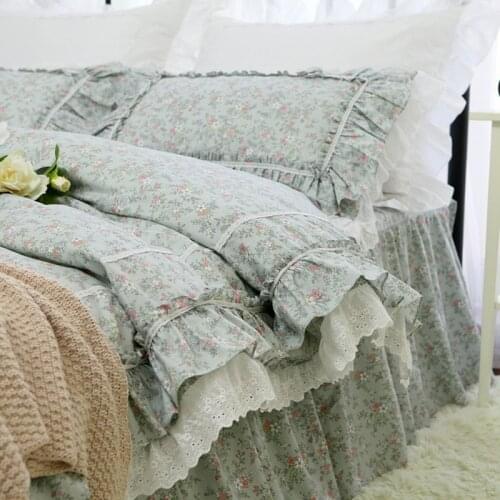 New fresh flowers print bedding set Luxury lace ruffle duvet cover Embroidery bed sheet pastoral bed skirt bedspread bedding set