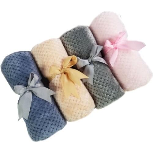 Flannel Thickened Pet Blanket Fleece Pad for Puppy Dog Cat Sofa Cushion Cover Blanket manta perro couverture chien hundedecke