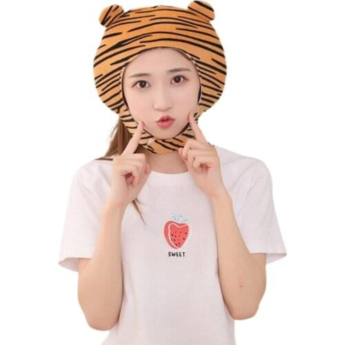 L5YA Fuzzy Tiger Headwear as Props or Tools for Photoshot with Textile Fastener