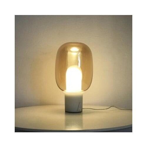 Modern light luxury decorative table lamp model bedroom bedside model room desk personalized table lamp