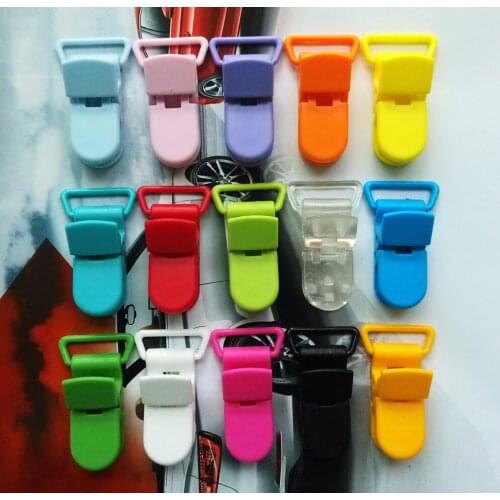 200pcs/lot SUTOYUEN Eco-friendly Plastic Pacifier Clips Holder Soother Baby Dummy Clips Teether Toys Chain Holder 20mm Ribbon