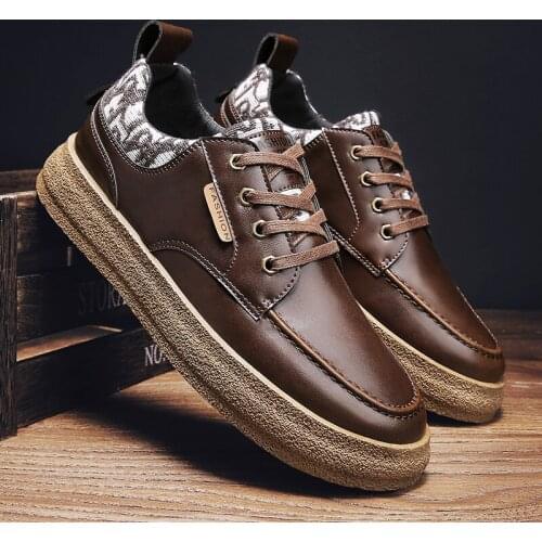 2021 Winter New Genuine Leather Outdoor lace up Mens Casual Shoes fashion Walking Flats cow leather oxfords Mens Moccasins