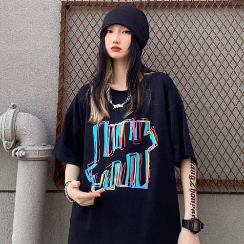 T-shirt design small graffiti letter print summer 2021 new short sleeve loose student versatile top
