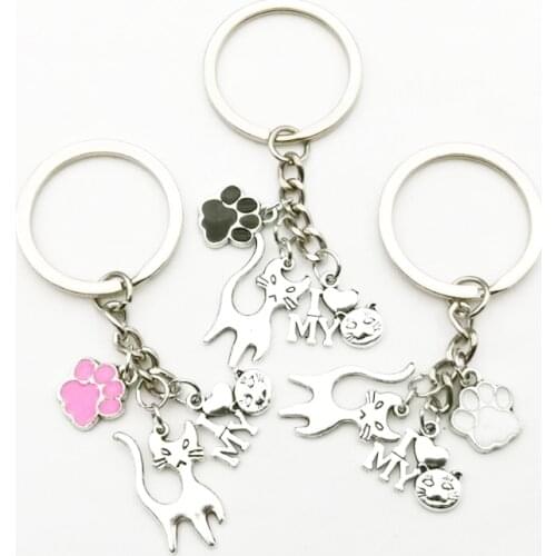 New Creative Cat Pendant Key Chain Three-color Paw Print Cute Sign I Love Cat Key Chain Fashion Leather Bag Charm Gift Men Women