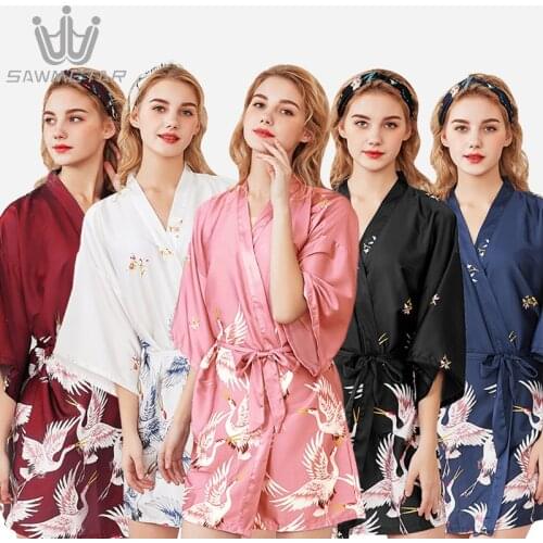Sexy Print Women Bathrobe Silk Wedding Bridesmaid Robes Bride Robe Satin Kimono Bathrobe Suit Home Summer Sleepwear Nightdress