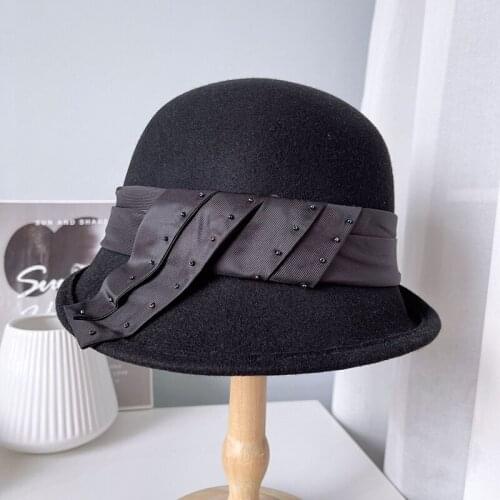 Winter Elegant Wool Cloche Hat Ribbon Decoration Felt Hats For Women Ladies Basin Cap Casual Hepburn Cloche Hat Felt Hat New