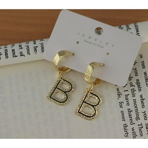 2021 new fashion European and American trend design English letter B earrings hanging alloy fashion all-match earrings women