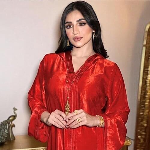 Moroccan Turkish Arabic Muslim Clothes Red Dubai Hooded Abaya Dress For Women France Velvet Ribbon Long Sleeve Hooded Robe
