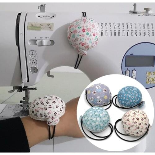 Lovely Wrist Strap Sewing Needle Pin Cushion DIY Craft Tool for Stitch Needlework Home Sewing Supplies Sewing Pin Cushion Holder