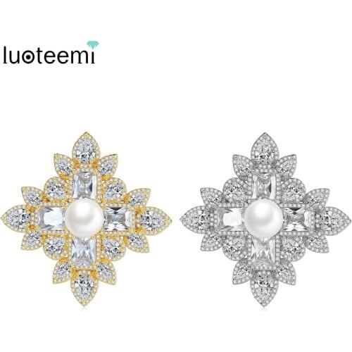LUOTEEMI Imitation Pearls Brooch for Women Flower-Shaped Cubic Zircon Fashion Jewelry Wedding Party Anniversary Christmas Gifts