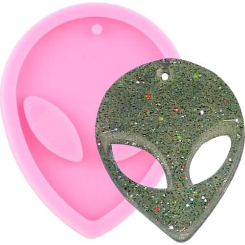Shiny Glossy Alien Silicone Mold Epoxy Resin Craft Keychian Moulds Pendant Polymer Clay Mould DIY Handmade Charms Molds
