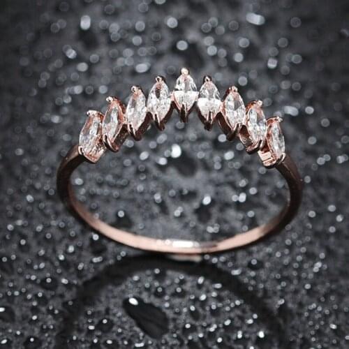 Trendy Luxury Crystal Rose Gold Ring for Women AAA White Zircon Cubic Elegant Rings Female Wedding Engagement Bride Jewelry