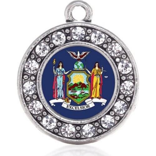 FSHION NEW YORK FLAG CIRCLE CHARM antique silver plated jewelry
