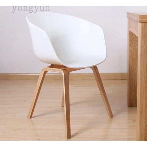 Plastic Dining Chair minimalist Modern Fashion wooden foot chair Dining room furniture plastic PP seat with wood leg