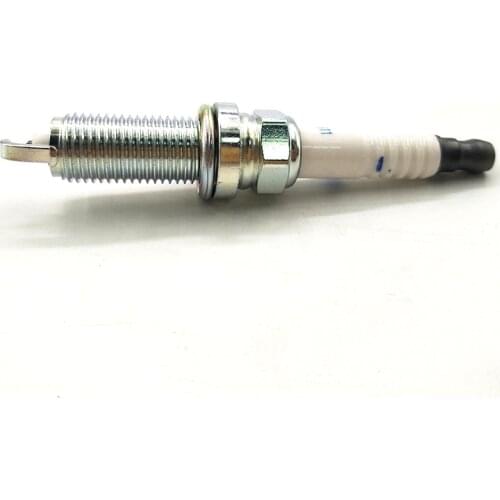 8PCS Auto Spark Plug 22401-1LA1C DILKAR7B11 For Japanese Car