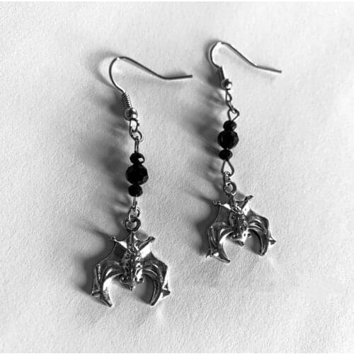 Punk bat earrings nightclub animal bat earrings female halloween gift earrings