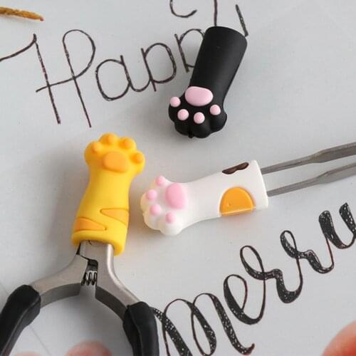 1pc Nipper Cover Cute Cat Claw Protective Sleeve for Nail Cuticle Nipper Scissors Dead Skin Tweezers Cap Manicure Pedicure Tools