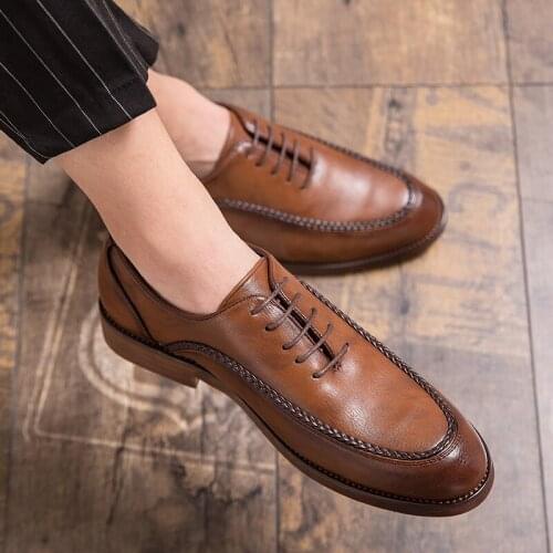 Men Dress Shoes lace up oxfords Carved Falt Casual Shoes Man Leather Soft Bottom Male Borgue Shoes Outdoor Light Chaussure Homme