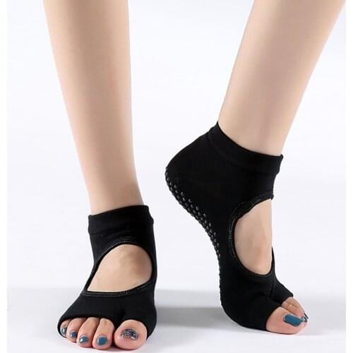 Five-Toed Cross Yoga Socks Breathable Fitness Anti-friction Silicone Non Slip Sports Ballet Dance Socks Cotton Women Yoga Socks