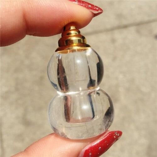 Pure white natural crystal pendant carved gourd wishing bottle pendant perfume bottle necklace lanugo bottle auspicious gifts