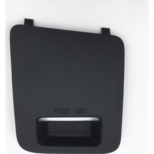 84753 2W100 Cab fuse box cover center console fuse cover OBD diagnostic interface cover for hyundai Santa fe 2013 2014 2015 2016