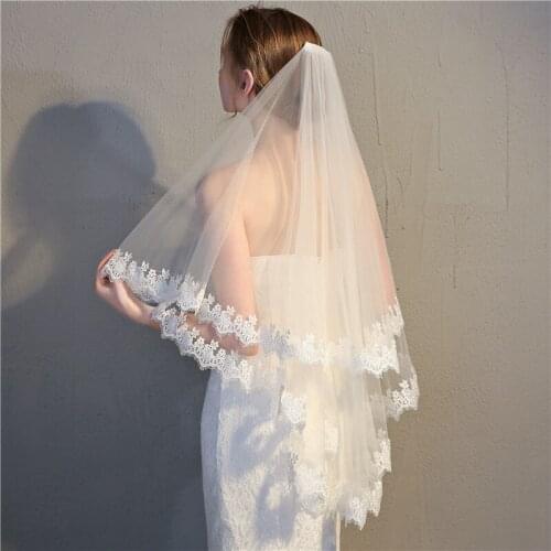 Fashion Shoulder Length Two-Layer Bridal Veils Tassel Lace Edge Wedding Veils