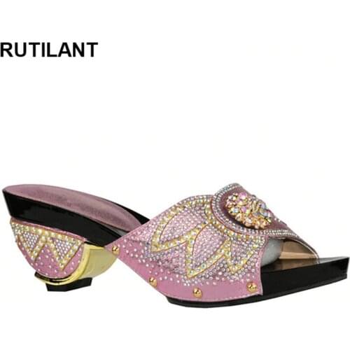New Arrival Plus Size Women Shoes 43 Italian Women Wedding Shoes Decorated with Rhinestone Nigerian Party Pumps Shoes for Women