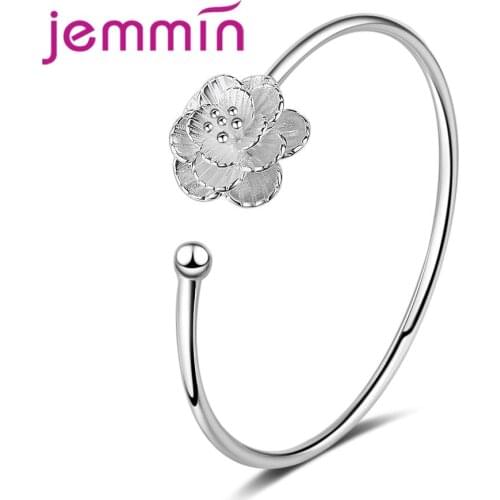 Minimalist New Arrival Flower Gorgeous Halo CZ Crystal 925 Sterling Silver Opening Bracelet Woman Girls Anniversary Gift