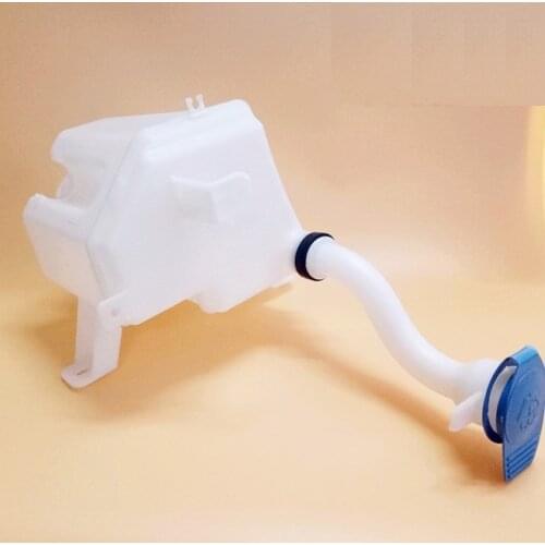 Wiper Water tank with plastic pipe for Chinese SAIC ROEWE 350 MG5 Auto car motor parts 50012391