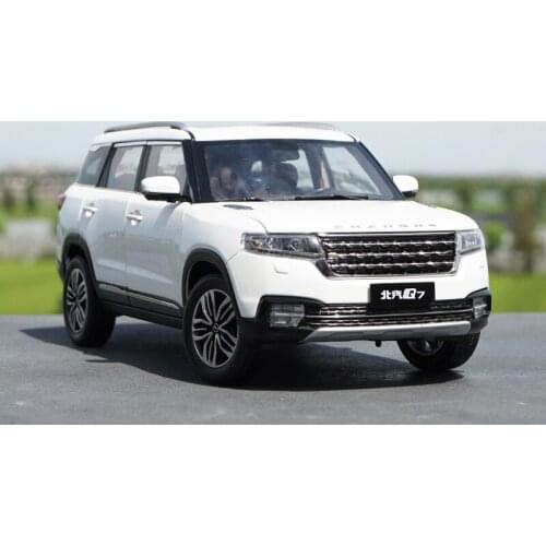 Zinc alloy classic 1:18 Baic Changhe Q7 off road diecast SUV car model with fast delivery