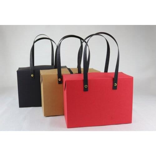 21*11*15cm Red Kraft paper Boxes with rope ,Black colour Gift Packing Box with handle, Christmas Candy Paper Boxes50pcs/lot