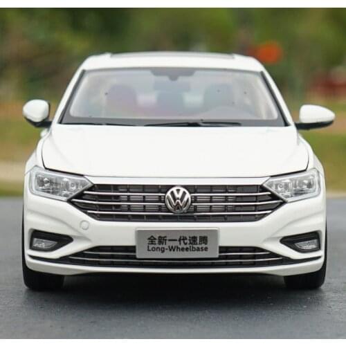 High quality toy car model alloy 1:18 VW Sagitar new generation 2019 diecast car model with small gift