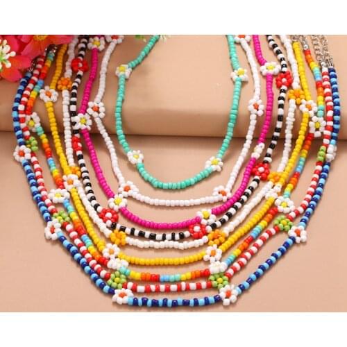 DAXI 2021 New Korean Sweet Colorful Little Daisy Acrylic Flowers Boho Beaded Clavicle Necklaces For Women Girl Boho Jewelry Gift