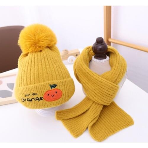 New Winter Kids Scarf Hats Two-piece Suit Knitted Beanies with Fur Pompoms For Boys Girls Warm With Plush Cap Boys and Girls