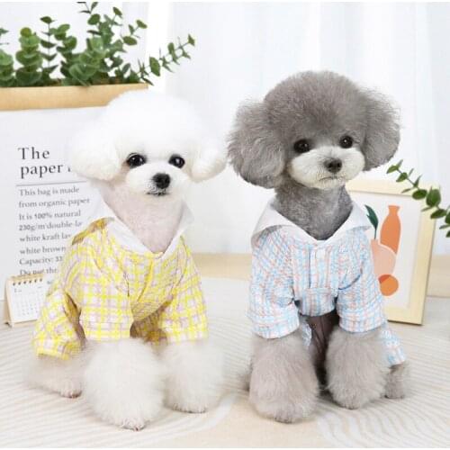Summer Cute Strawberry Style Cool Fashion Sweatshirt Dog Clothes for Dogs Four-legged clothes Summer Thin Casual Clothing