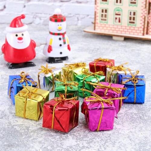 60pcs Small Christmas Gift Box Delicate Christmas Tree Ornaments For Party Festival Christmas Laser Pack (Random Color)