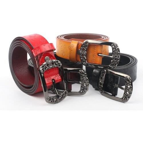 2021 new Korean ladies luxury retro versatile hollow embossed butterfly pin buckle two-layer cowhide belt