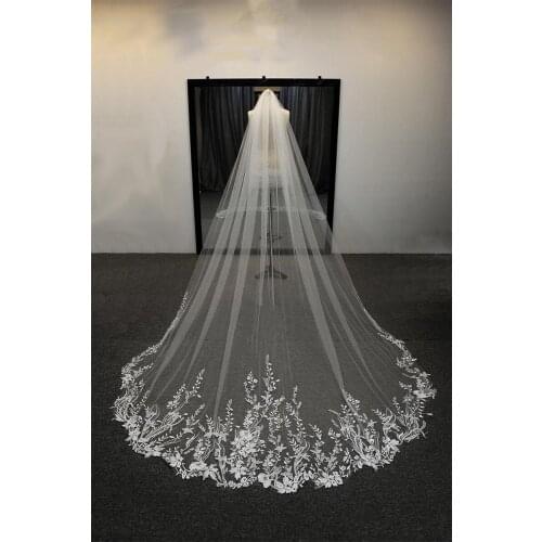 Bridal Veil lace flowers patch floral curlve scallop lace veil luxury veil Wedding Dress Veil