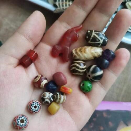1pcs/lot all kinds of natural antique accessories beads Old glaze Bontic agate carnelian pyu In bulk wholesale Jewelry perline