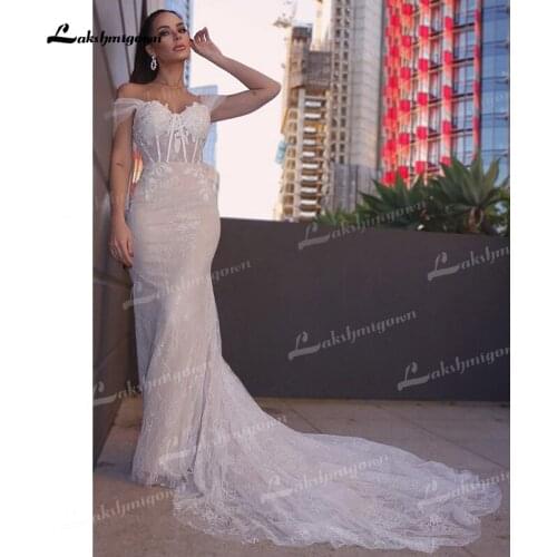 Sheath Lace Wedding Dresses Illusion Tulle Sleeveless Off-The-Shoulder Appliques Built-In Bra Open Back Court Train Bride Gowns