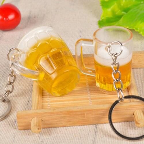 ZOCDOU 1 Piece Imitation Beer Mug Keychain Pendant Statue Figurine Ornament Miniature Toy Decoration