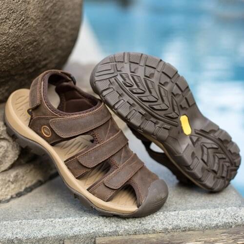 EMOSEWA New Summer Mens Shoes Outdoor Casual Shoes Sandals Genuine Leather Non-slip Sneakers Men Beach Sandals Big Size 38-46