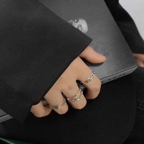 U-Magical Statement Twist Rope Hollow Out Ring for Women Textured Pig Nose Open Adjustable Index Finger Ring Ring Jewelry