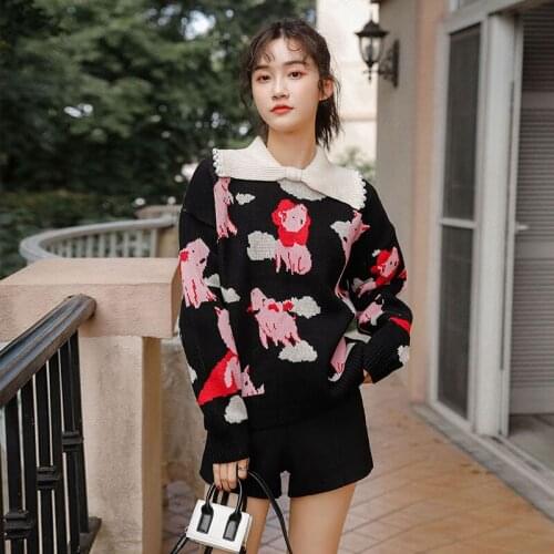 2021 Autumn Winter New Pearl Bowknot Pullover Knitted Sweater Women Loose Black Cartoon Sweater Fashion Designer Clothes